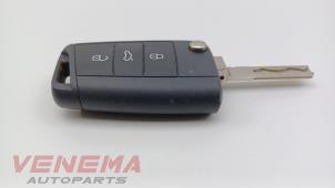 Gebruikte Sleutel Skoda Fabia III (NJ3) 1.2 TSI 16V Prijs € 29,99 Margeregeling aangeboden door Venema Autoparts