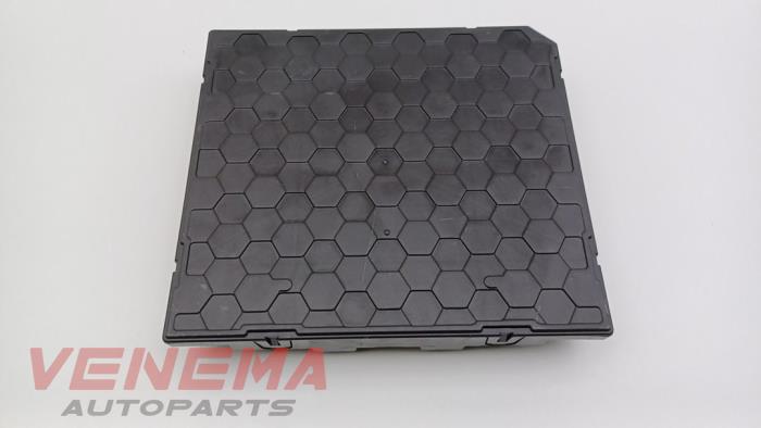 Module Bodycontrol van een Volkswagen Passat Variant (3G5) 1.6 TDI 16V 2016