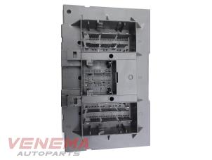 Module Bodycontrol van een Volkswagen Passat Variant (3G5) 1.6 TDI 16V 2016