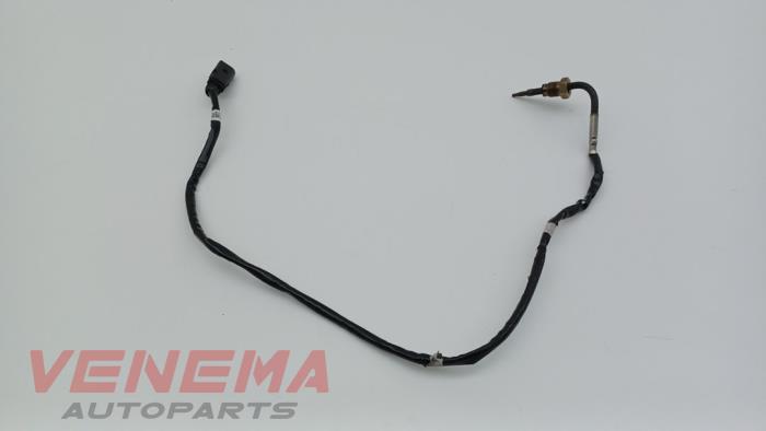 Gebruikte Uitlaat temperatuursensor Volkswagen Passat Variant (3G5) 1.6 TDI 16V Prijs € 29,99 Margeregeling aangeboden door Venema Autoparts