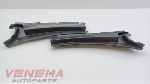 Gebruikte Paravent Opel Grandland/Grandland X 1.5 CDTI Prijs € 59,99 Margeregeling aangeboden door Venema Autoparts