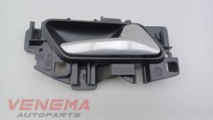 Gebruikte Portiergreep 4Deurs rechts-achter Opel Grandland/Grandland X 1.5 CDTI Prijs € 14,99 Margeregeling aangeboden door Venema Autoparts