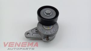 Gebruikte Spanrol Multiriem Volkswagen Golf VIII (CD1) 2.0 TDI BlueMotion 16V Prijs € 19,99 Margeregeling aangeboden door Venema Autoparts