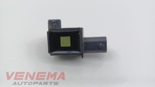 Gebruikte Airbag Sensor BMW X5 (F15) xDrive 40e PHEV 2.0 Prijs € 24,99 Margeregeling aangeboden door Venema Autoparts