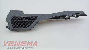 Gebruikte Hoedenplank Steun BMW X5 (F15) xDrive 40e PHEV 2.0 Prijs € 49,99 Margeregeling aangeboden door Venema Autoparts