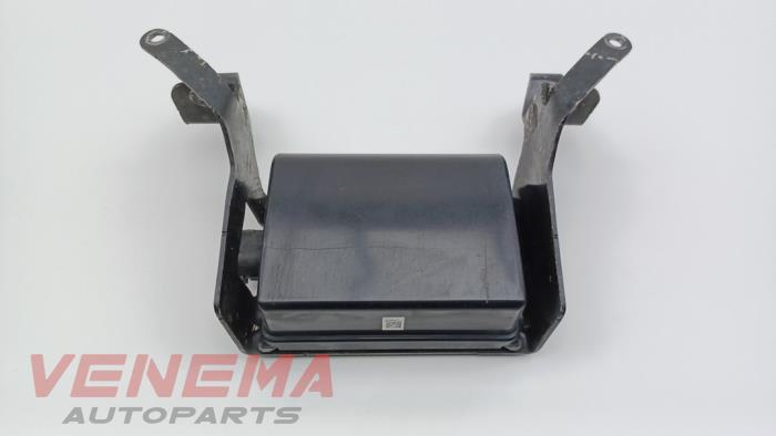 Gebruikte Cruise control sensor BMW X5 (F15) xDrive 40e PHEV 2.0 Prijs € 799,99 Margeregeling aangeboden door Venema Autoparts