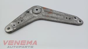 Gebruikte Draagarm links-achter BMW X5 (F15) xDrive 40e PHEV 2.0 Prijs € 19,99 Margeregeling aangeboden door Venema Autoparts