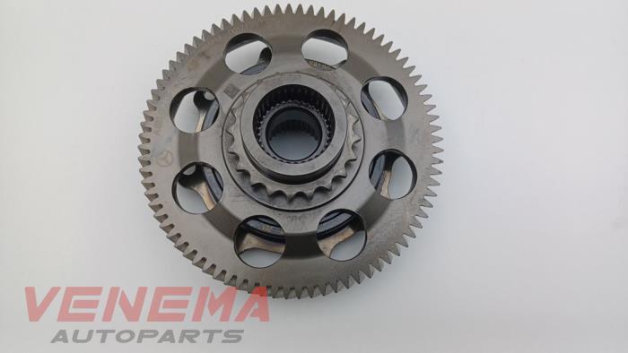 Gebruikte Tandwiel dieselpomp Mercedes Sprinter 3,5t (906.73) 316 CDI 16V Prijs € 49,99 Margeregeling aangeboden door Venema Autoparts