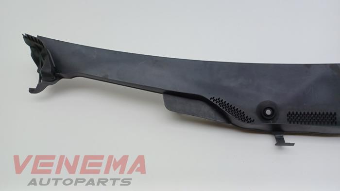 Paravent van een Mercedes-Benz ML II (164/4JG) 3.0 ML-280 CDI 4-Matic V6 24V 2008