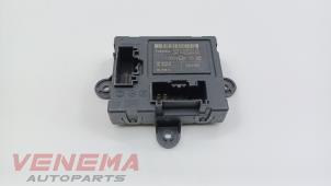 Gebruikte Deur module Ford Fiesta 6 (JA8) 1.0 EcoBoost 12V 100 Prijs € 14,99 Margeregeling aangeboden door Venema Autoparts