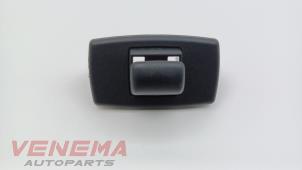 Gebruikte Diversen Mercedes A (W176) 1.6 A-180 16V Prijs € 9,99 Margeregeling aangeboden door Venema Autoparts