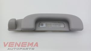 Gebruikte Handgreep Mercedes ML II (164/4JG) 3.0 ML-280 CDI 4-Matic V6 24V Prijs € 9,99 Margeregeling aangeboden door Venema Autoparts