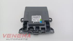 Gebruikte Module Centrale Deurvergrendeling Mercedes ML II (164/4JG) 3.0 ML-280 CDI 4-Matic V6 24V Prijs € 49,99 Margeregeling aangeboden door Venema Autoparts