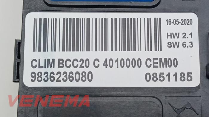 Computer Kachel van een Peugeot 208 II (UB/UH/UP) 1.2 Vti 12V PureTech 100 2022