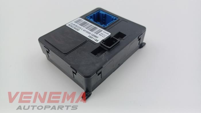 Computer Kachel van een Peugeot 208 II (UB/UH/UP) 1.2 Vti 12V PureTech 100 2022