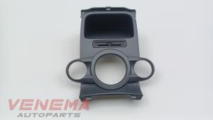 Gebruikte Dashboard deel Ford Fiesta 6 (JA8) 1.0 EcoBoost 12V 100 Prijs € 19,99 Margeregeling aangeboden door Venema Autoparts