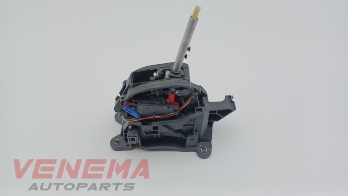 Gebruikte Schakelmechaniek Ford Fiesta 6 (JA8) 1.0 EcoBoost 12V 100 Prijs € 89,99 Margeregeling aangeboden door Venema Autoparts