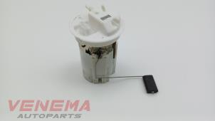 Gebruikte Tank element Pomp Ford Fiesta 6 (JA8) 1.0 EcoBoost 12V 100 Prijs € 39,99 Margeregeling aangeboden door Venema Autoparts