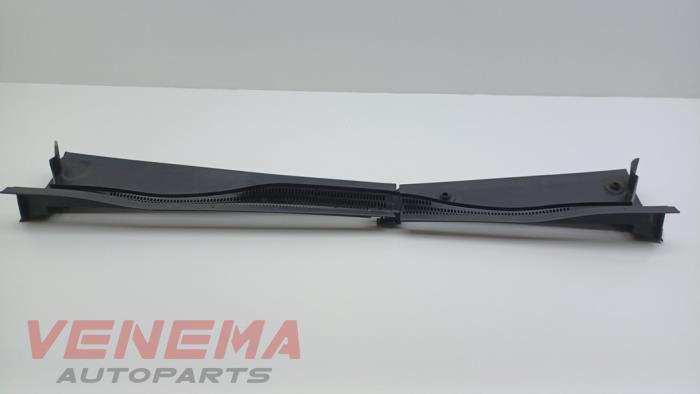 Gebruikte Paravan Citroen C3 Aircross I (2C/2R) 1.2 e-THP PureTech 110 Prijs € 39,99 Margeregeling aangeboden door Venema Autoparts