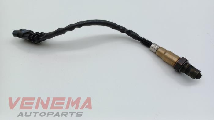 Gebruikte Lambda Sonde Peugeot 208 II (UB/UH/UP) 1.2 Vti 12V PureTech 100 Prijs € 14,99 Margeregeling aangeboden door Venema Autoparts