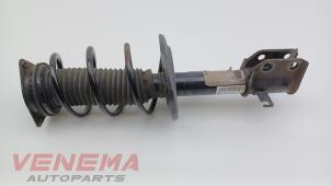 Gebruikte Mac Phersonpoot rechts-voor Peugeot 208 II (UB/UH/UP) 1.2 Vti 12V PureTech 100 Prijs € 79,99 Margeregeling aangeboden door Venema Autoparts