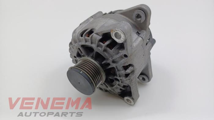 Gebruikte Dynamo Peugeot 208 II (UB/UH/UP) 1.2 Vti 12V PureTech 100 Prijs € 74,99 Margeregeling aangeboden door Venema Autoparts