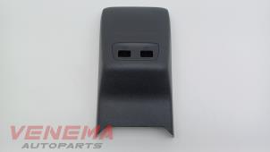 Gebruikte Afdekplaat diversen Peugeot 208 II (UB/UH/UP) 1.2 Vti 12V PureTech 100 Prijs € 19,99 Margeregeling aangeboden door Venema Autoparts