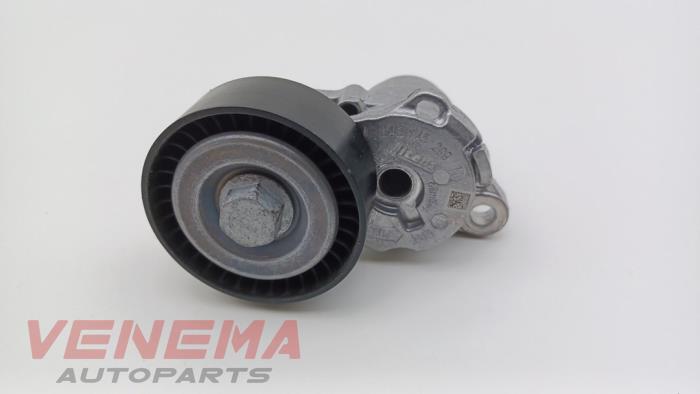 Gebruikte Spanrol Multiriem Skoda Kamiq 1.0 TSI 12V Prijs € 9,99 Margeregeling aangeboden door Venema Autoparts