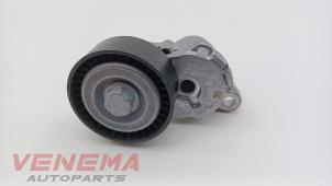 Gebruikte Spanrol Multiriem Skoda Kamiq 1.0 TSI 12V Prijs € 9,99 Margeregeling aangeboden door Venema Autoparts