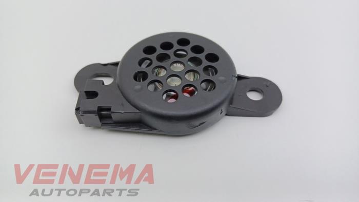 Gebruikte Luidspreker Skoda Kamiq 1.0 TSI 12V Prijs € 9,99 Margeregeling aangeboden door Venema Autoparts