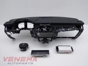 Gebruikte Airbag set + dashboard Skoda Kamiq 1.0 TSI 12V Prijs € 1.499,99 Margeregeling aangeboden door Venema Autoparts