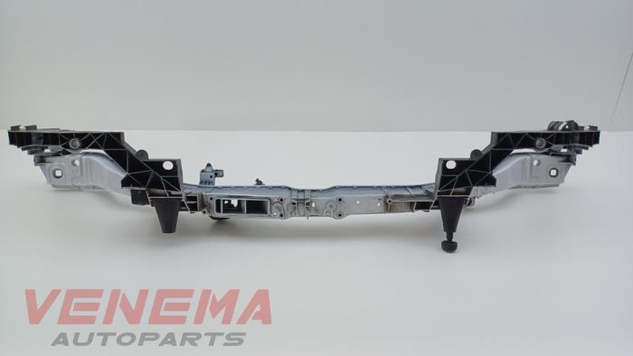 Gebruikte Frontpaneel Ford Kuga II (DM2) 1.5 EcoBoost 16V 150 Prijs € 179,99 Margeregeling aangeboden door Venema Autoparts