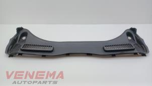 Gebruikte Paravent Ford Kuga II (DM2) 1.5 EcoBoost 16V 150 Prijs € 59,99 Margeregeling aangeboden door Venema Autoparts