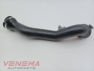 Gebruikte Intercooler Buis Audi A5 Sportback (F5A/F5F) 2.0 TFSI g-tron 16V Prijs € 39,99 Margeregeling aangeboden door Venema Autoparts