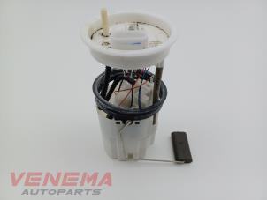 Gebruikte Tank element Pomp Skoda Citigo 1.0 12V Prijs € 9,99 Margeregeling aangeboden door Venema Autoparts