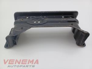 Gebruikte Motorrubber Mercedes ML II (164/4JG) 3.0 ML-280 CDI 4-Matic V6 24V Prijs € 79,99 Margeregeling aangeboden door Venema Autoparts