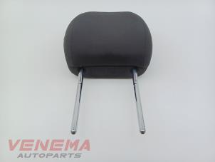 Gebruikte Hoofdsteun Volkswagen Passat Variant (3G5) 1.6 TDI 16V Prijs € 39,99 Margeregeling aangeboden door Venema Autoparts