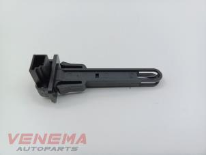 Gebruikte Sensor Temperatuur binnen Mercedes C Estate (S205) C-300d 2.0 Turbo 16V Prijs € 9,99 Margeregeling aangeboden door Venema Autoparts