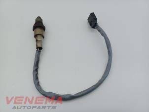 Gebruikte Lambda Sonde Renault Twingo III (AH) 1.0 SCe 70 12V Prijs € 24,99 Margeregeling aangeboden door Venema Autoparts