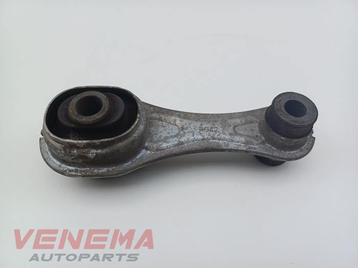 Gebruikte Motorsteun Renault Twingo III (AH) 1.0 SCe 70 12V Prijs € 14,99 Margeregeling aangeboden door Venema Autoparts