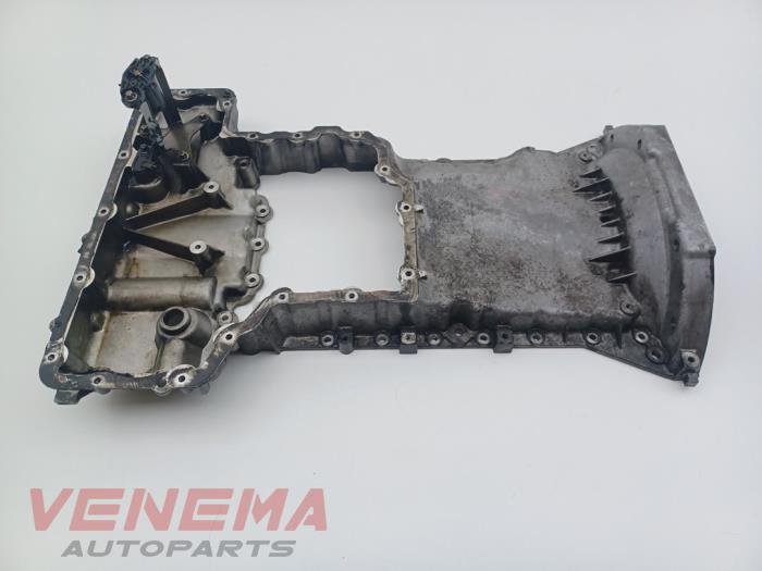 Gebruikte Carterpan Mercedes ML II (164/4JG) 3.0 ML-280 CDI 4-Matic V6 24V Prijs € 119,99 Margeregeling aangeboden door Venema Autoparts