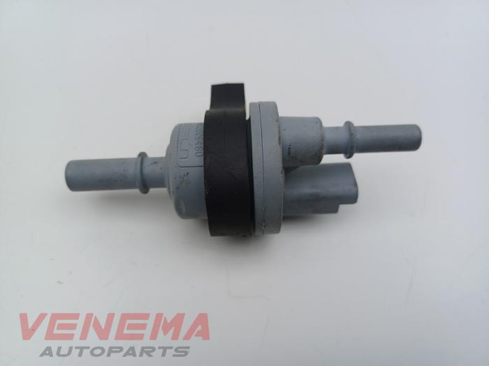 Vacuum ventiel van een Opel Grandland (X) 1.2 Turbo 12V 2021