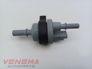 Gebruikte Vacuum ventiel Opel Grandland (X) 1.2 Turbo 12V Prijs € 24,99 Margeregeling aangeboden door Venema Autoparts
