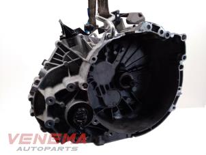 Gebruikte Versnellingsbak Volvo V40 (MV) 2.0 D2 16V Prijs € 399,99 Margeregeling aangeboden door Venema Autoparts