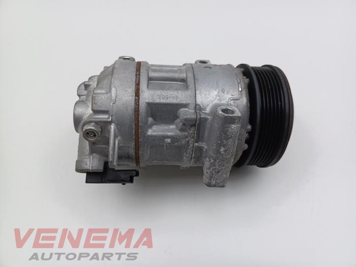 Gebruikte Aircopomp Peugeot 208 II (UB/UH/UP) 1.2 Vti 12V PureTech 100 Prijs € 174,99 Margeregeling aangeboden door Venema Autoparts