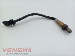 Gebruikte Lambda Sonde Peugeot 208 II (UB/UH/UP) 1.2 Vti 12V PureTech 100 Prijs € 14,99 Margeregeling aangeboden door Venema Autoparts