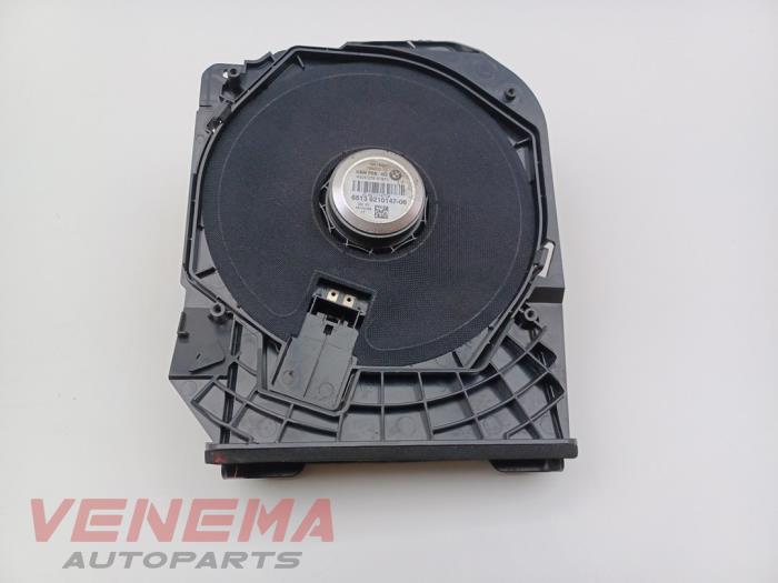 Luidspreker van een BMW 4 serie Gran Coupe (F36) 420i 2.0 TwinPower Turbo 16V 2017