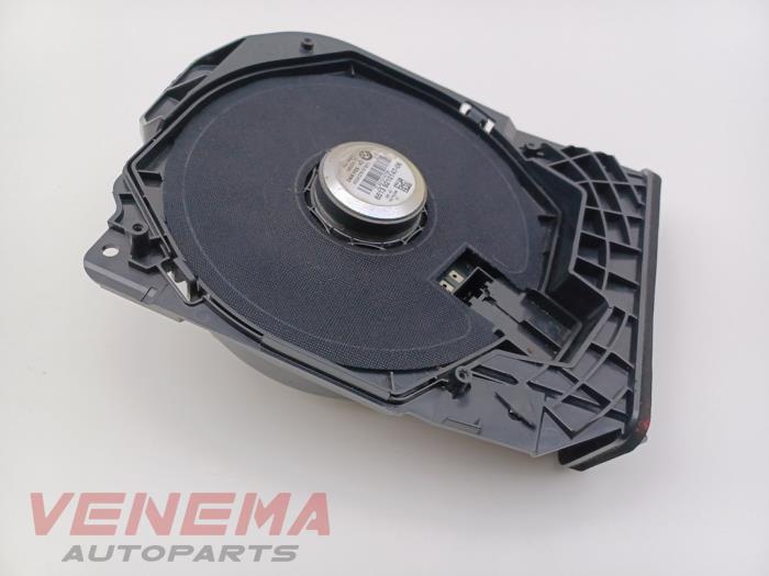 Luidspreker van een BMW 4 serie Gran Coupe (F36) 420i 2.0 TwinPower Turbo 16V 2017