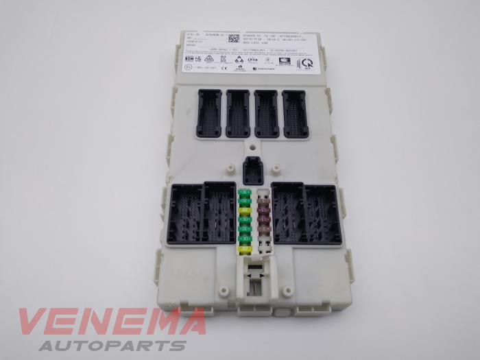 Gebruikte Module Bodycontrol Mini Mini (F55) 1.5 12V One Prijs € 94,99 Margeregeling aangeboden door Venema Autoparts