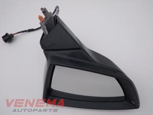 Gebruikte Spiegel Buiten links Seat Leon ST (5FF) 1.2 TSI Ecomotive 16V Prijs € 119,99 Margeregeling aangeboden door Venema Autoparts